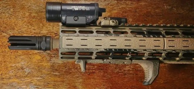 Накладка захисна на цівку BCM 5.5'' M-Lok (5 шт. в уп.) Пісочна BCM-MCMR-RP-FDE-5 15120139 фото