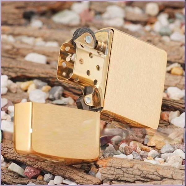Запальничка Zippo Armor Brushed Brass 168 77890103 фото