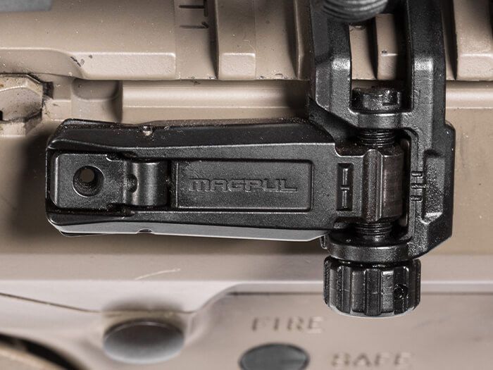 Цілик складаний Magpul MBUS Pro Offset чорний MAG526-BLK 7000528 фото