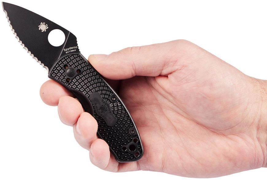 Нож Spyderco Ambitious Lightweight Black Blade Serrated FRN Серрейтор C148SBBK 871544 фото
