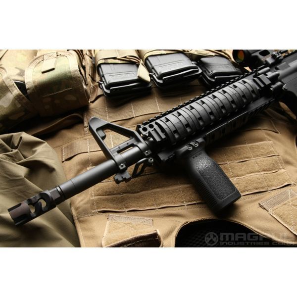 Руків'я переносу вогню Magpul RVG 1913 Picatiny MAG412-BLK 7000511 фото
