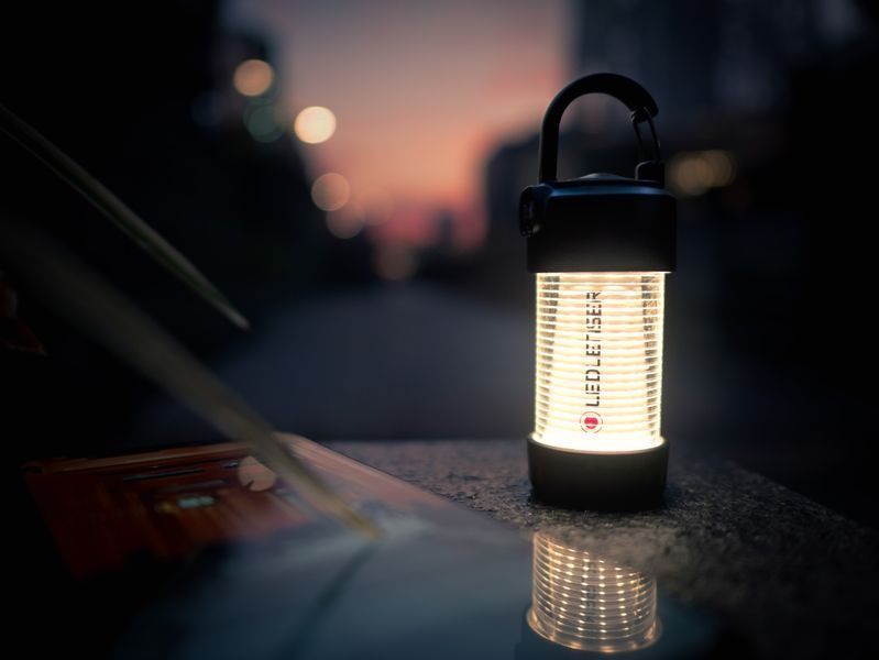 Кемпінговий ліхтар Ledlenser ML4 Warm Light (Тепле світло), 300л, що заряджається 502231 6008113 фото